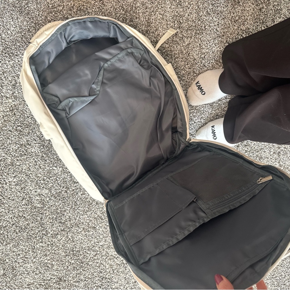 Cream Backpack Carry On NWT - Picture 2 of 10